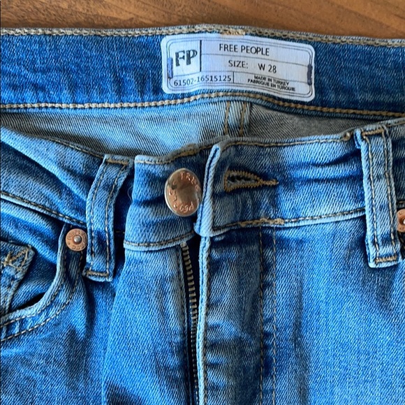 NWT Free People Great Heights Frayed Skinny Jeans - Picture 15 of 17